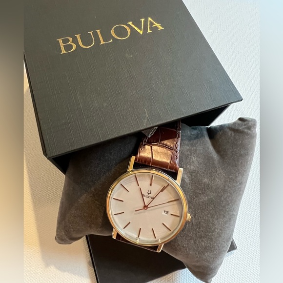 Bulova Men´s Watch 98H51 Quartz White Dial Rose Gold...